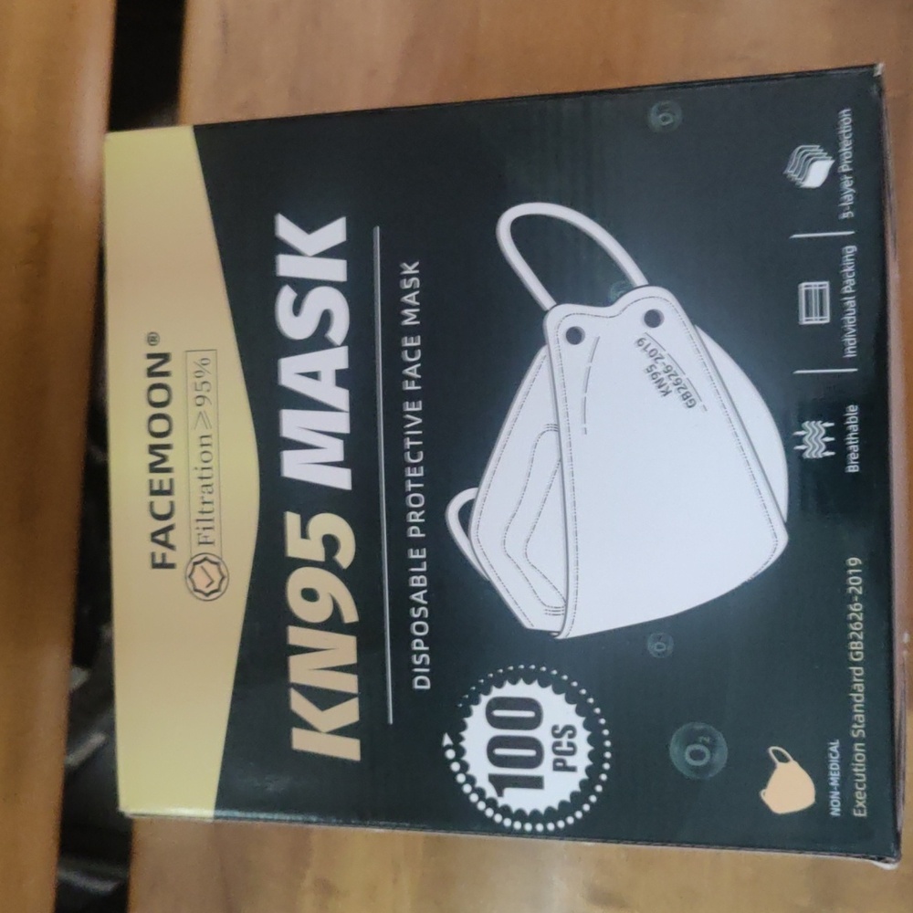 New Sealed 100 Individually Wrapped KN95 Masks